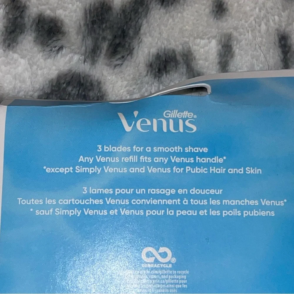 Gillette Venus Razor Refills - Picture 4 of 7